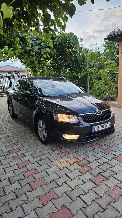 Vând Skoda Octavia 1.6TDI