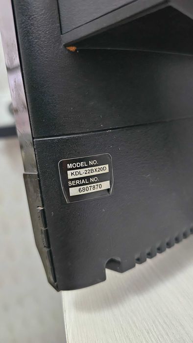 Телевизор Sony KDL-22BX20D