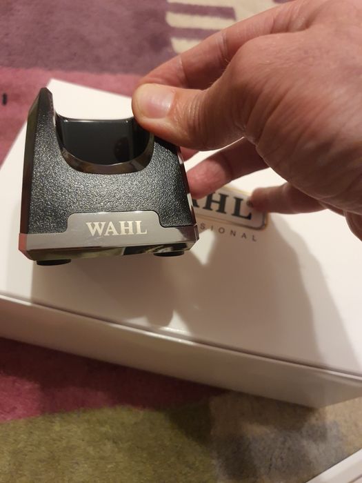 Stand incarcare Wahl Senior, Magic Clip, Wahl Legend etc.