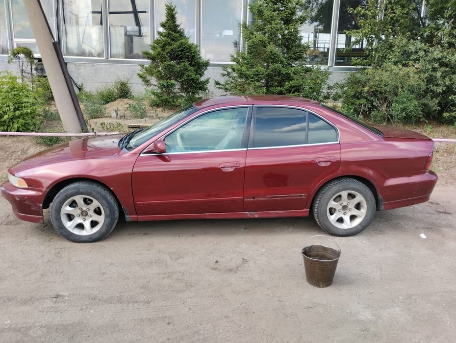 Митсубиси галант8