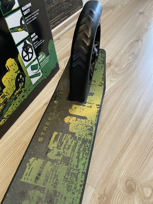 Trotinetă Schildkröt Street Artist 2.0 – ca nouă!