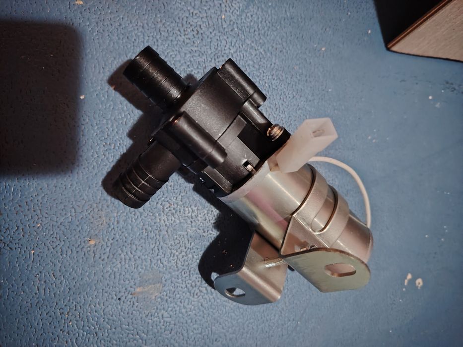 Дополнительный насос печки