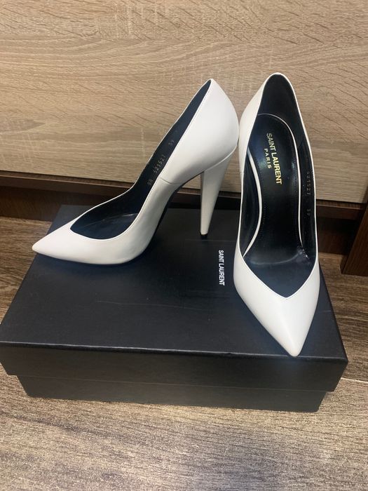 Saint Laurent обувки