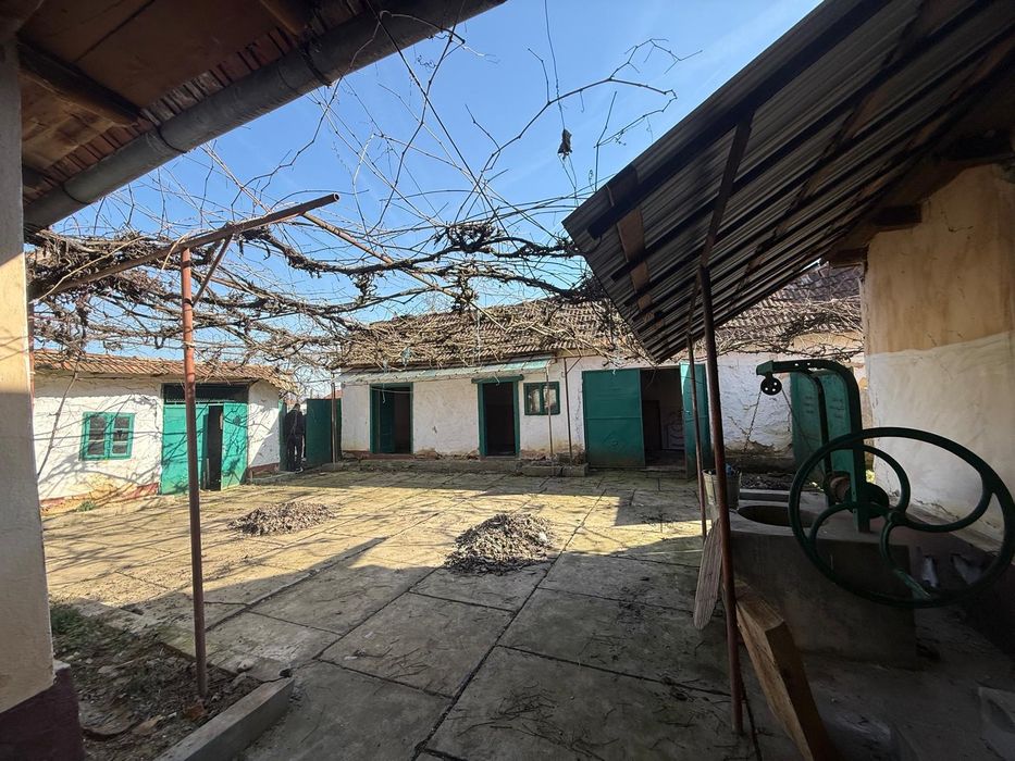 Casă de vânzare în comuna Bârsa loc.  Voievodeni