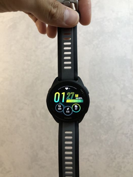 Продам Garmin Forerunner 165