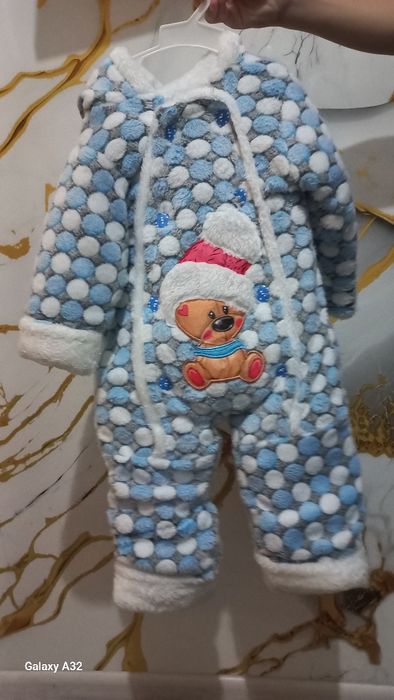 Bolalar uchun Kombinzon