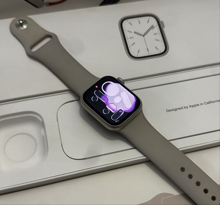 Apple watch 7/41 starlight