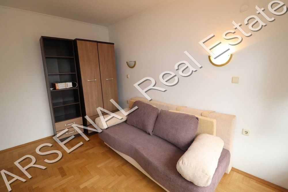 Дава се под наем Тристаен апартамент в София, Център - 105 кв.м за 750 € - Снимка #4