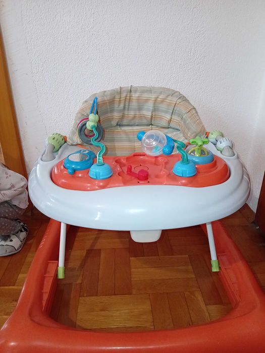 Бебешка проходилка