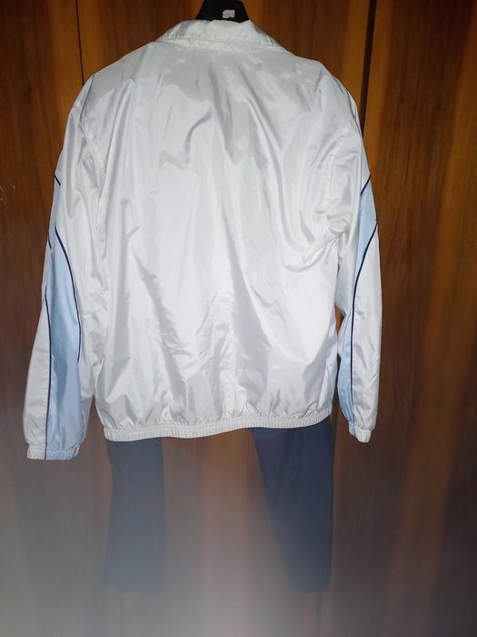 Спортен екип Nike от две части-яке и панталон, размер M