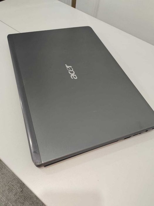 Продам ноутбук срочно