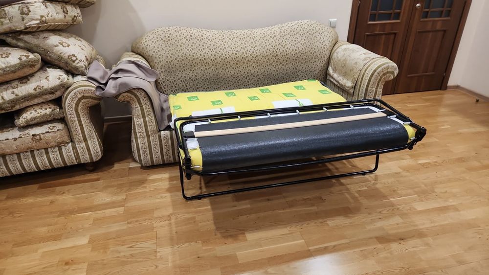 Продам белорусский диван 3+2+1 ,