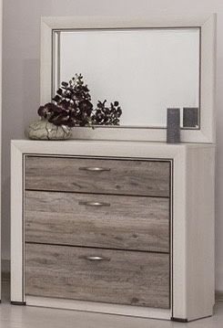 Продам Камод и зеркало