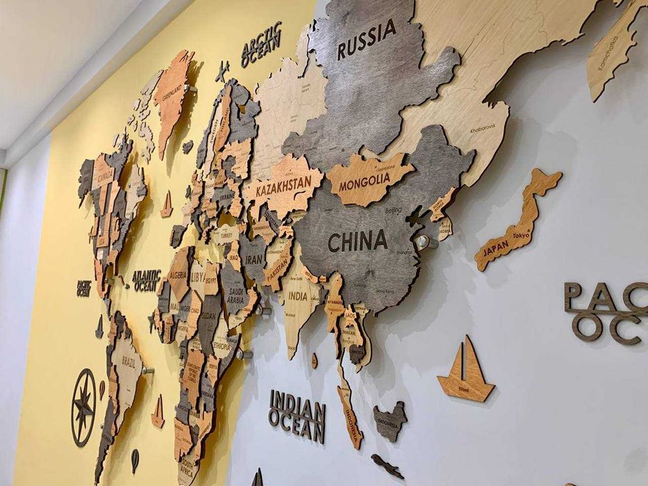 Карта мира 3d из дерева