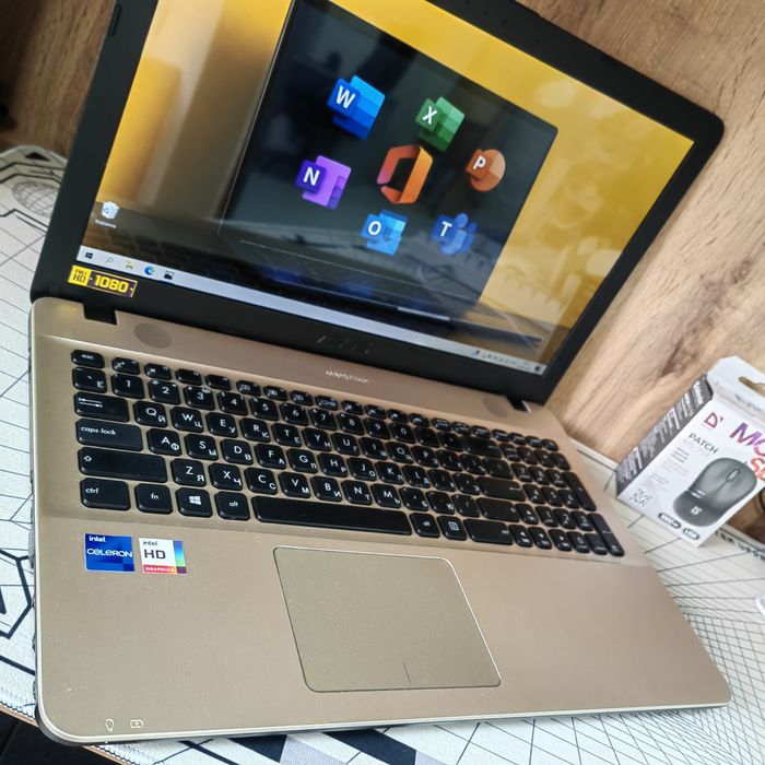 Шустрый офисной ноутбук Asus SSD