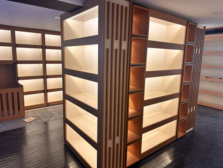 Дава се под наем Магазин в Русе, Център - 230 кв.м за 1000 € - Снимка #7