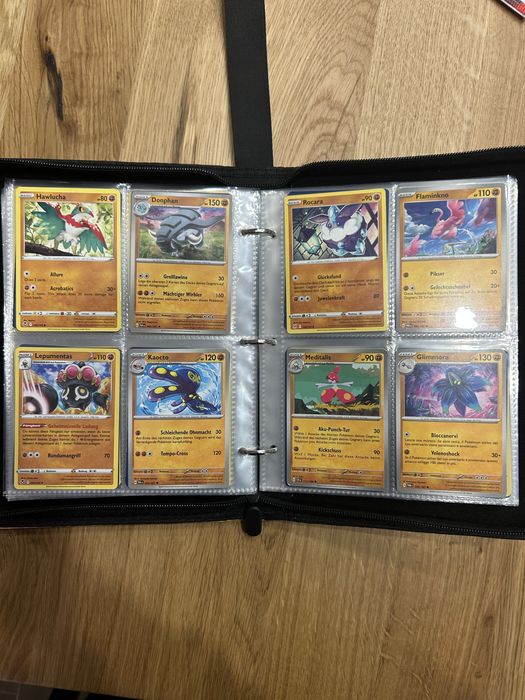 400 carti pokemon+album picakiu