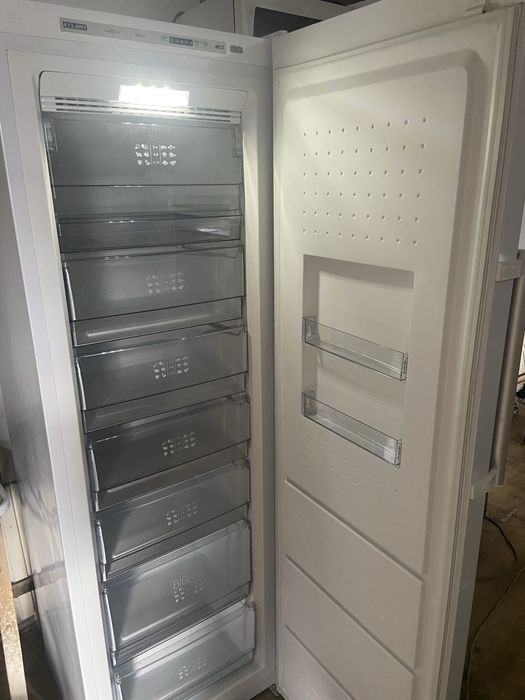 Морозильник с доставкой продам