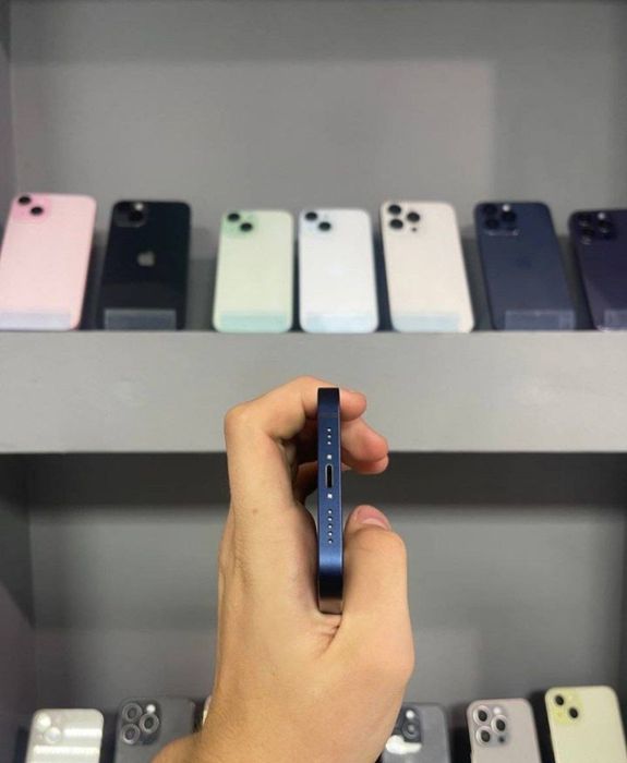 iPhone 12 1 год гарантия