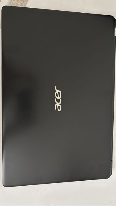 Ноутбук Acer, нормально работает