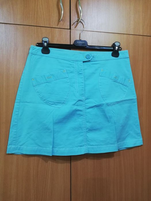 Vând fuste de vară, pantaloni scurți