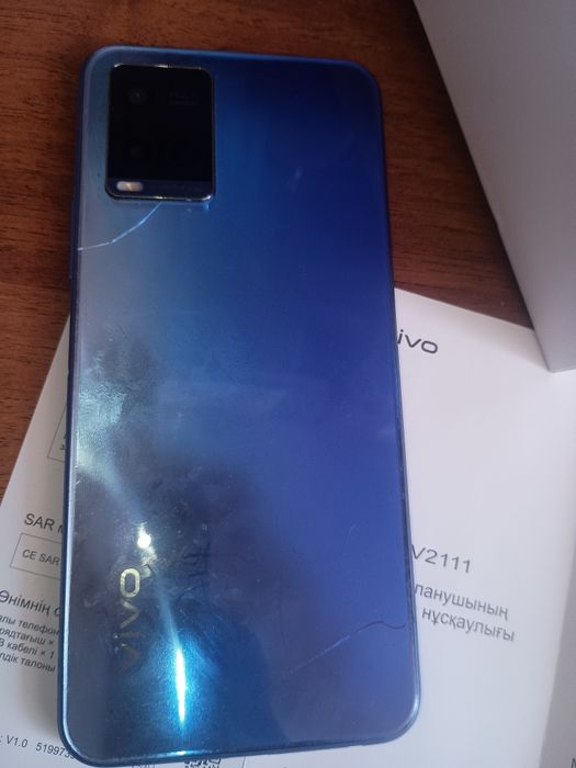 Продам Смартфон Y21