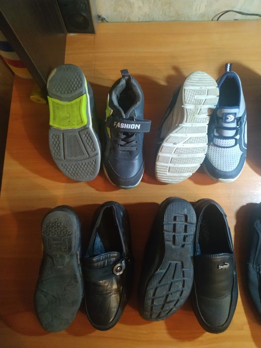 Продаётся обувь на мальчика, в хорошем состоянии