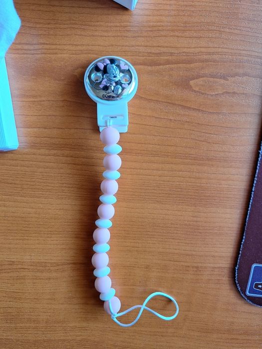 Клипс, държач за биберон