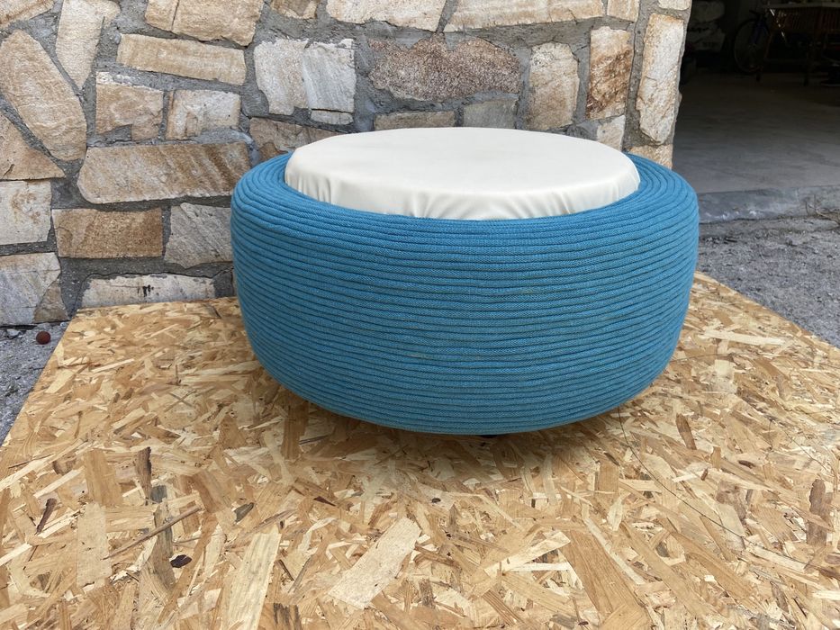 Табуретка от гума облицована с въже