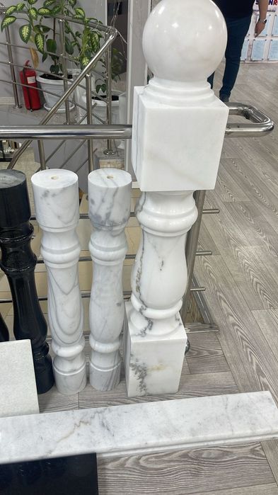 Гранит травертин мрамор ступени подступени тумба