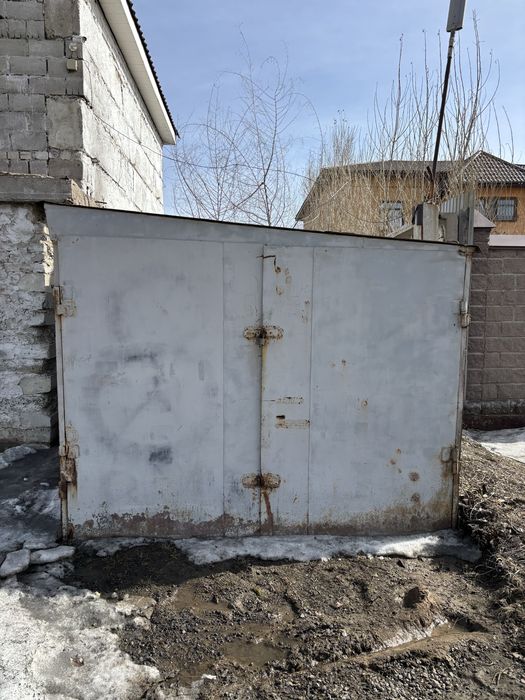 Продам железный гараж