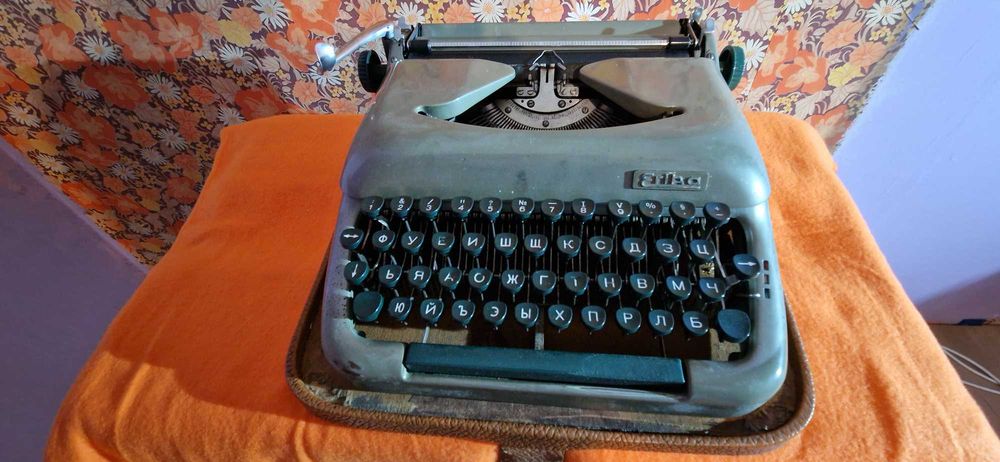 Пишеща машина Erika