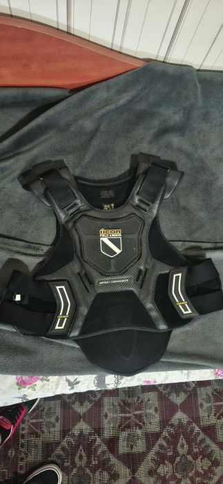 ICON Field Armor  гръб ,налакътници и наколенки