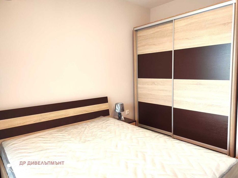 Дава се под наем Тристаен апартамент в София, Връбница 1 - 82 кв.м за 648.21 € - Снимка #7