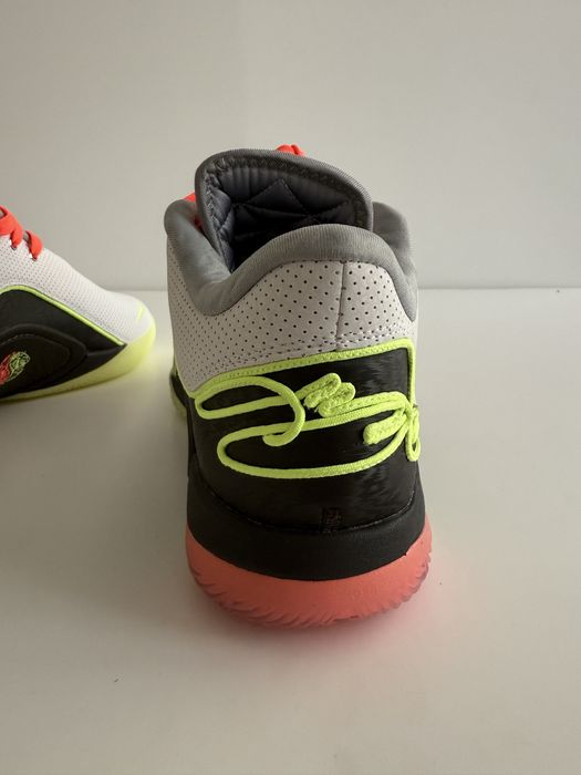 Nike Lebron marimea 42 si 42,5 noi, originali