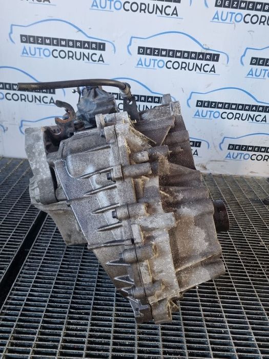 Cutie de viteze Volvo XC60 Facelift 2.4 D 2013 - 2017 181CP Manuala 6 Trepte D5244T12 ...