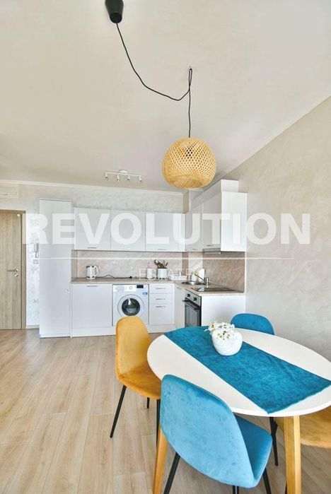 Двустаен апартамент в района на м-т Ален Мак!