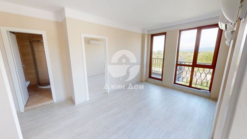 Продава се Тристаен апартамент в к.к. Слънчев бряг - 57 кв.м за 1402 €/кв.м - Снимка #1