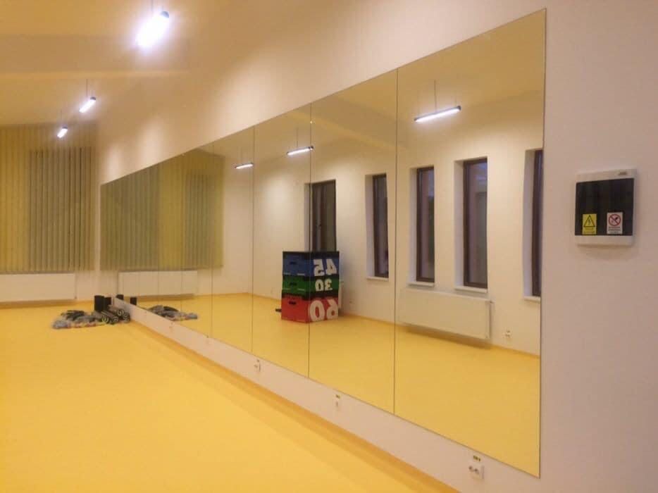 Oglinzi pentru amenajari locatii spatii comerciale