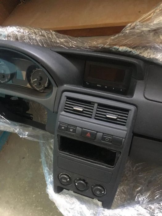 Приора панель 2015 год