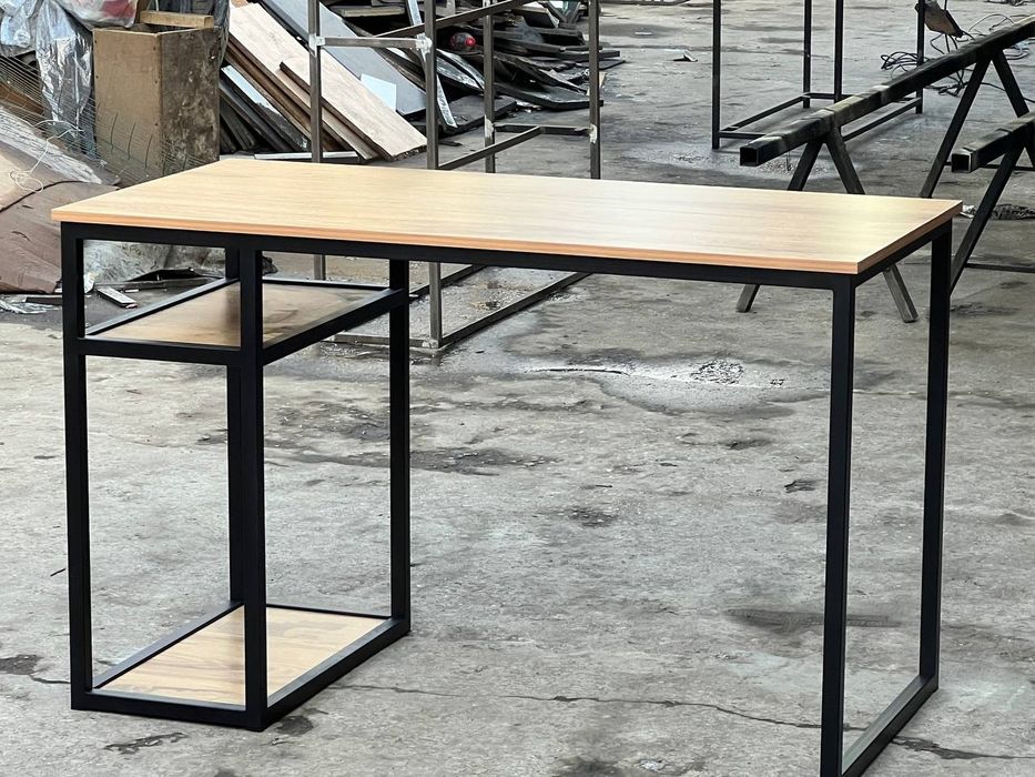 Kopyuterni stol loft