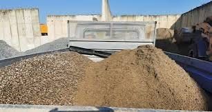 Nisip / pietris / amestec pentru betoane / pamant negru vegetal