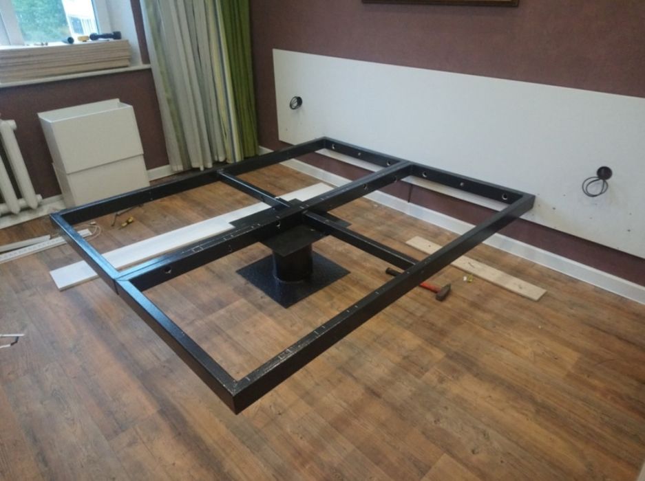 Кровать на заказ.