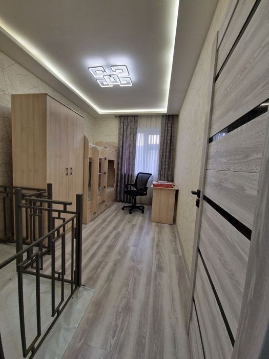 Сергели 8 худуд 2/1/7 нахтга сотилади Падвал бор такалган нархи