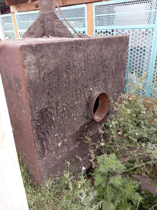 Срочно продам ёмкость под воду.