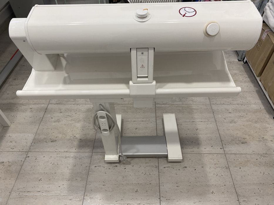 Calandru de calcat Miele model B 895D