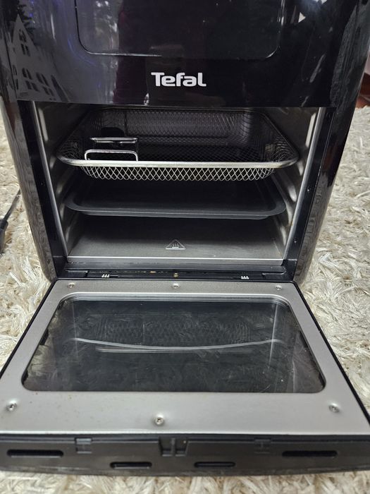 Fripteuza cu aer cald tefal
