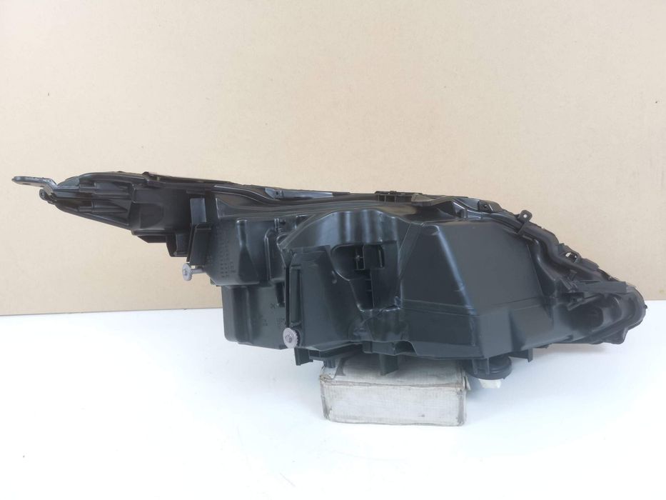 Лексус РХ 4 / Lexus RX 4 [No years provided] Ляво LED фар Лексус РХ 4