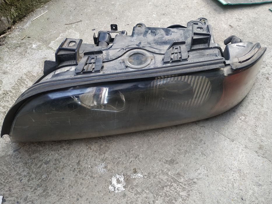 Ляв фар за BMW e39