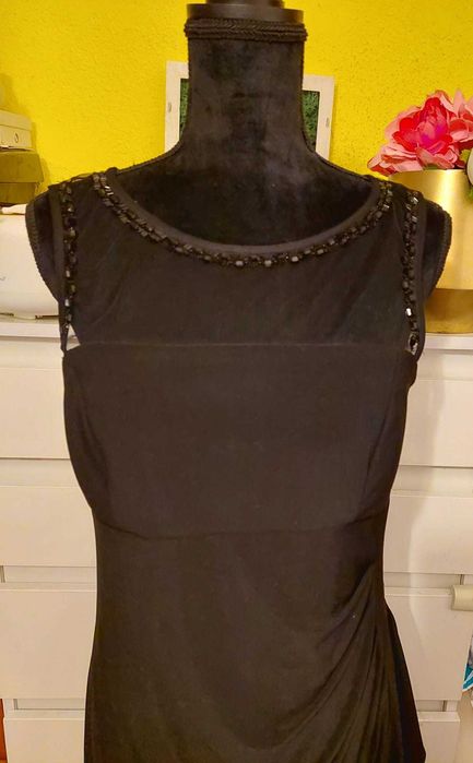 Rochie neagra cu strasuri negre